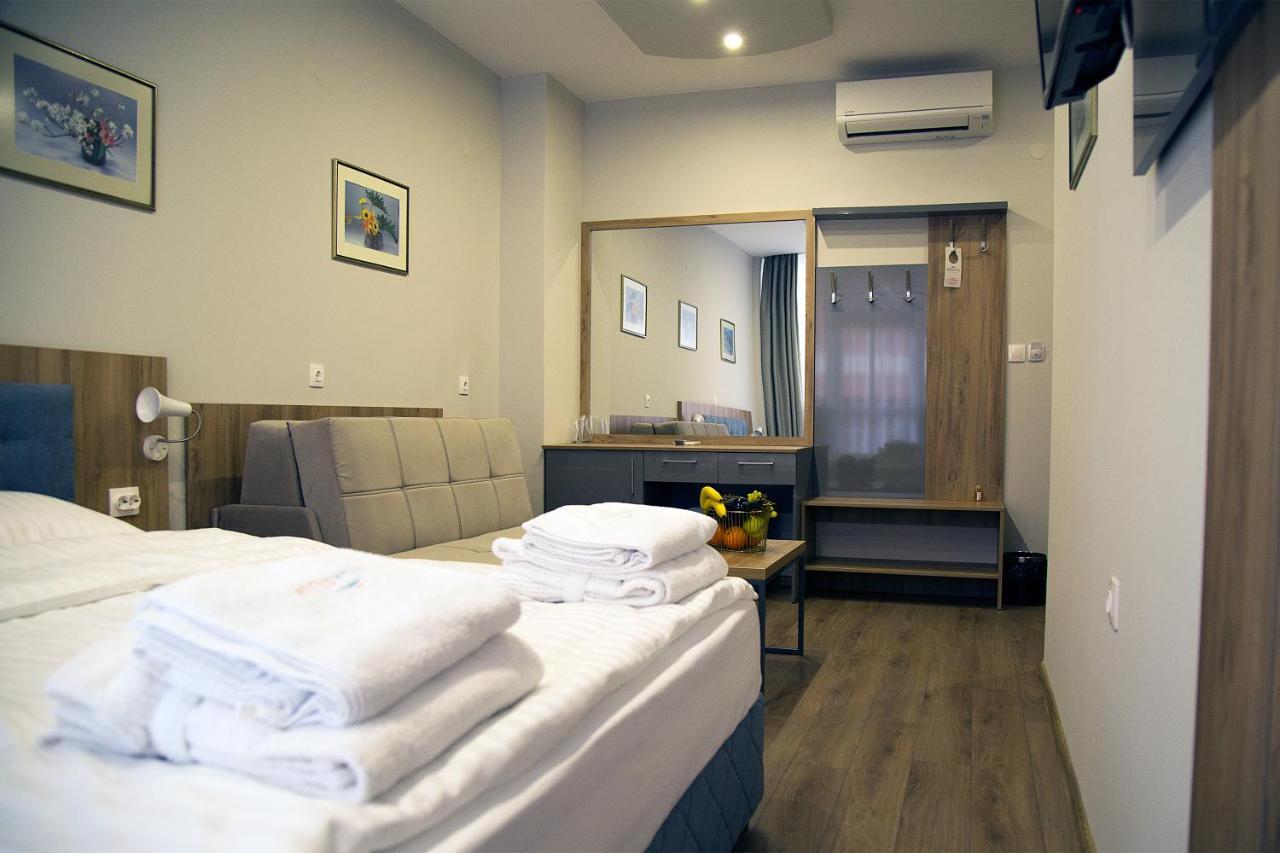 Aquasun Family Hotel Sandanski Exterior photo