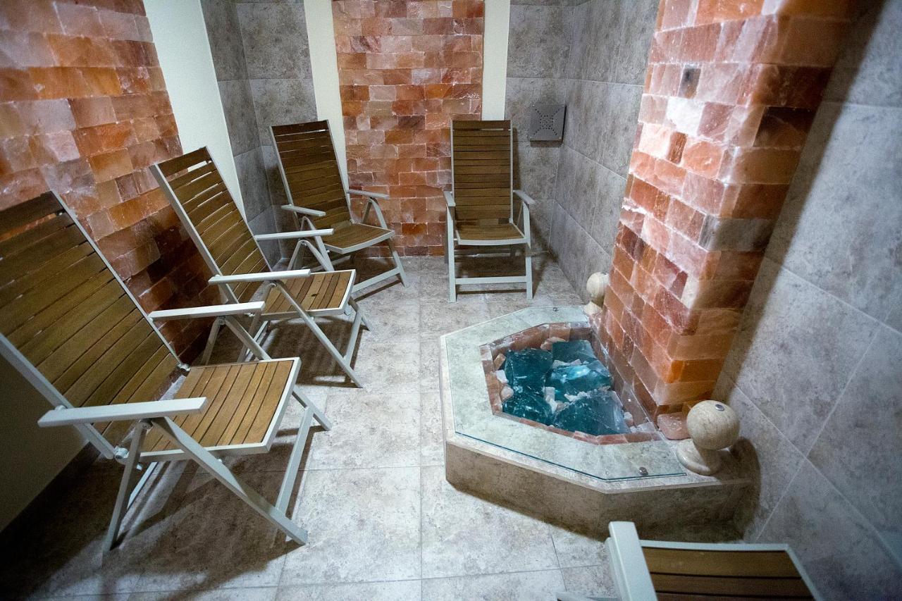 Aquasun Family Hotel Sandanski Exterior photo